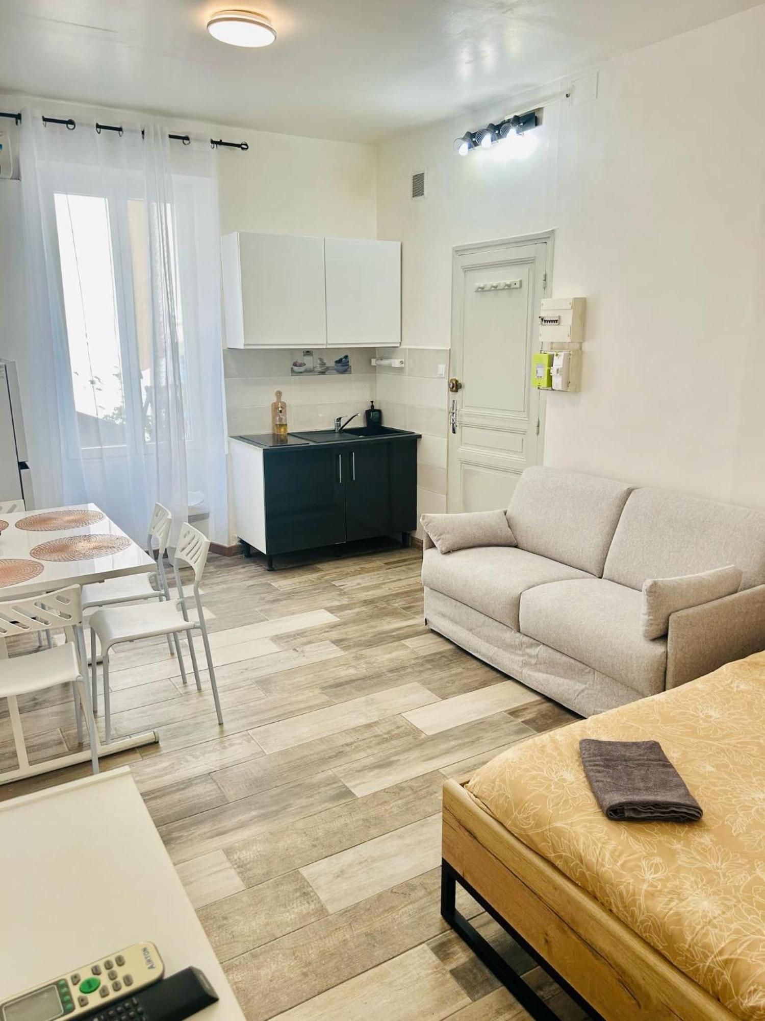 Studio Nesma Pres De La Mer Port Vendres Εξωτερικό φωτογραφία